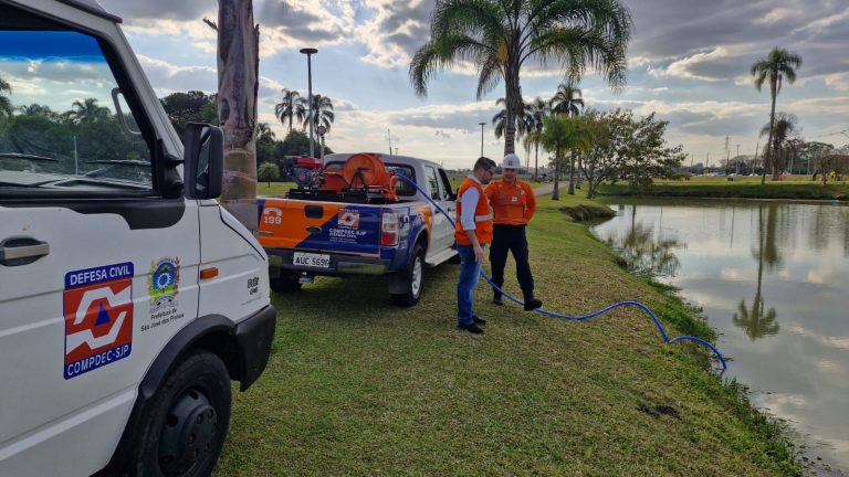 Defesa Civil de São José dos Pinhais mantém equipes de prontidão para combater incêndios florestais