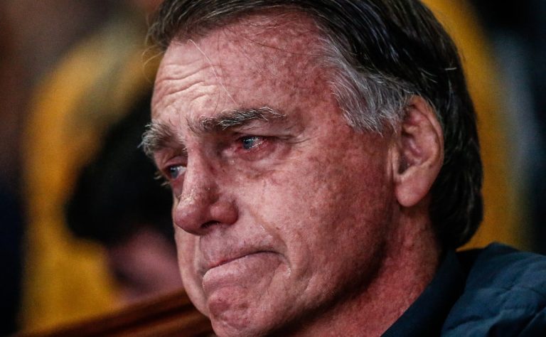 bolsonaro-culto-pregacao-michelle