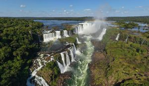 Cataratas do Igua&ccedil;u que foram eleitas o melhor destino tur&iacute;stico no Brasil
