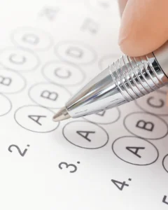 Concurso da Fundação Araucária oferece vagas para níveis médio e superior em Curitiba