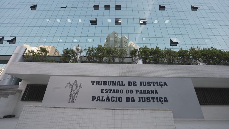 Inscrições para concurso público do TJ-PR são prorrogadas; salários chegam a R$ 9,2 mil
