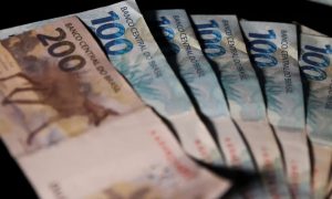 Cédulas de reais