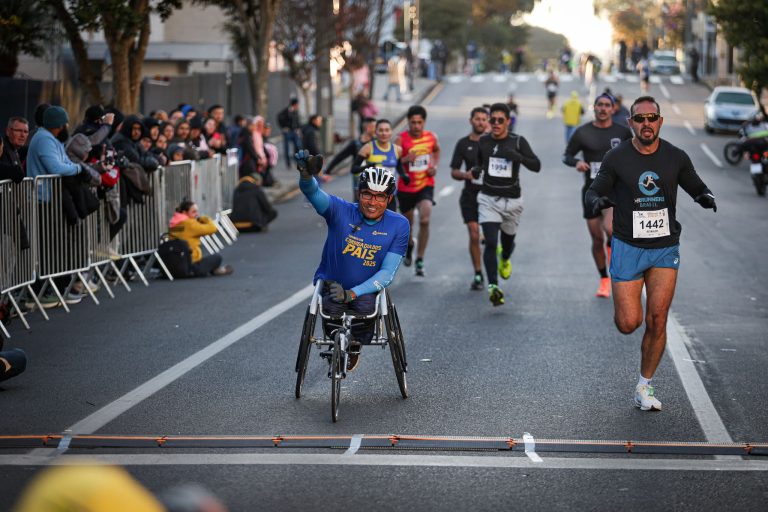 Corrida do Dia dos Pais reúne mais de 4 mil corredores em São José dos Pinhais