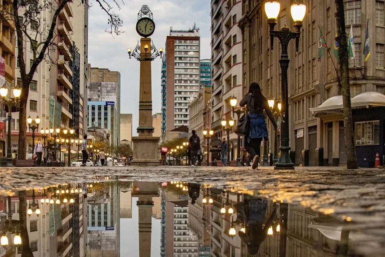Futuro da cidade   Envelhecimento populacional preocupa: Ippuc prepara Curitiba para o futuro   06/08/2025 - 17:39