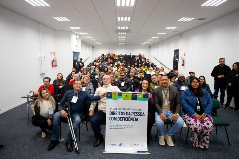 2ª Conferência Municipal dos Direitos da Pessoa com Deficiência reúne mais de cem participantes