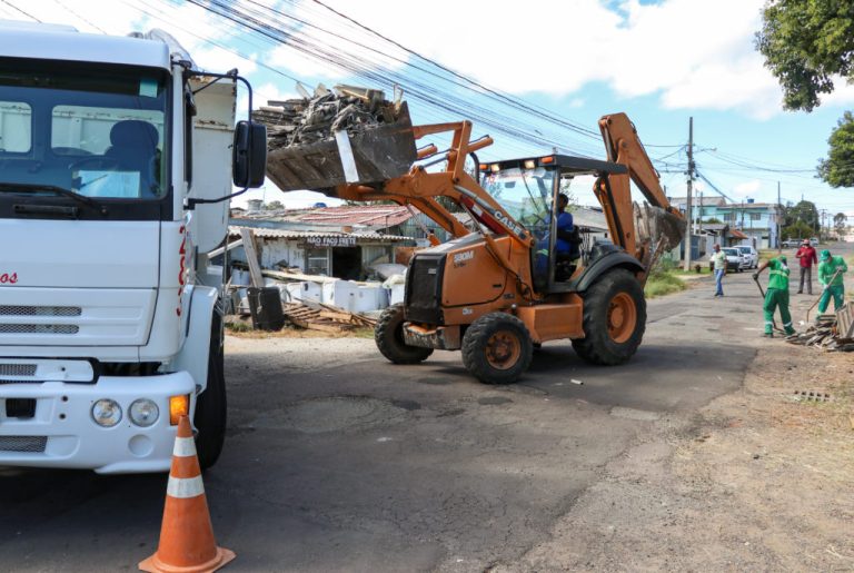 Serviço de Coleta de São José dos Pinhais oferece descarte correto a diversos tipos de resíduos