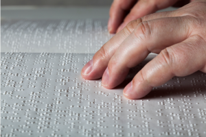 Cursos gratuitos de Braille e Soroban são oferecidos em São José dos Pinhais; inscrições abertas até 17 de setembro