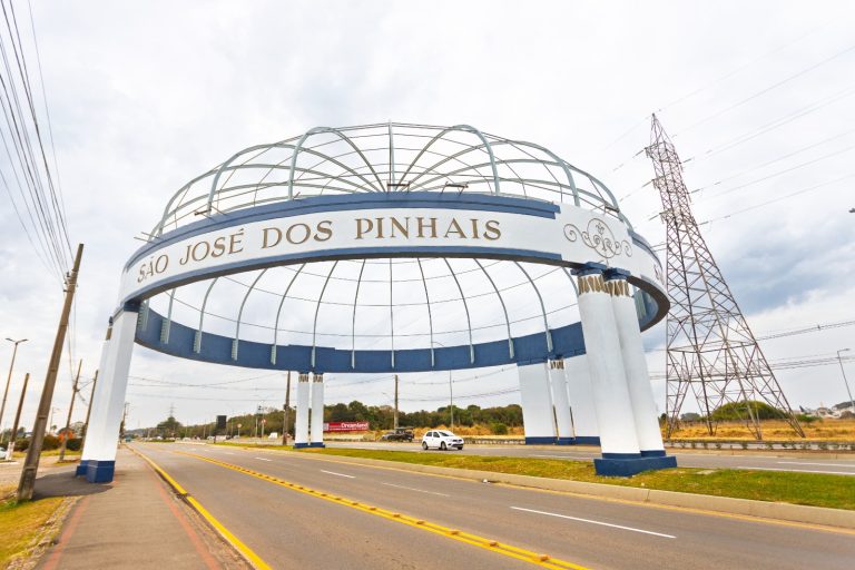 Portal de São José dos Pinhais é revitalizado após quase duas décadas