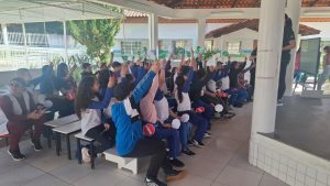 Programa Recicla São José realiza ação sobre descarte correto de resíduos na Escola Municipal Lilian Viana