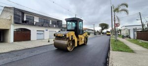 Rua Norberto de Brito, no Centro de São José dos Pinhais, recebe nova pavimentação e melhorias