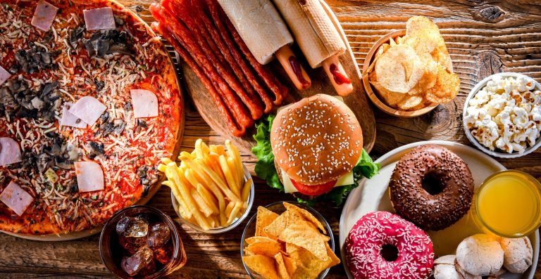 Trump adia início de tarifas no Brasil e no mundo; mercados reagem