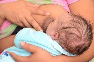 No mês do aleitamento materno, São José dos Pinhais reforça apoio ao Banco de Leite Humano