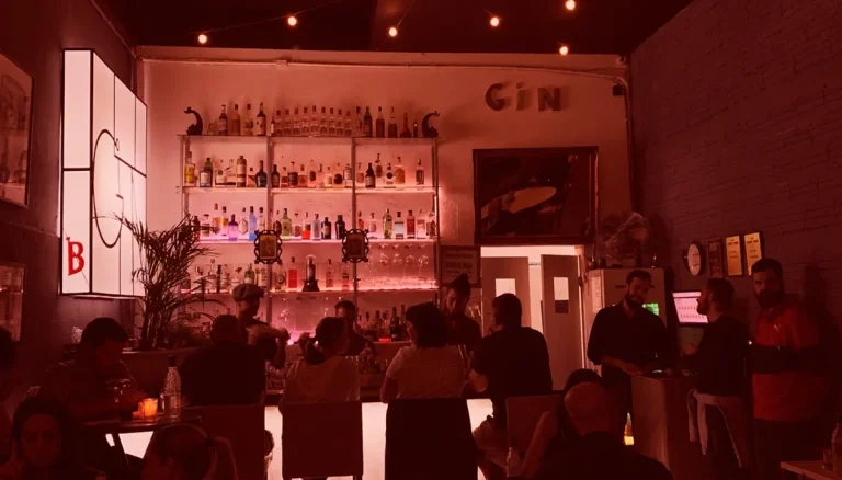 Sete bares de Curitiba e um de Londrina ficam entre os 100 melhores do Brasil
