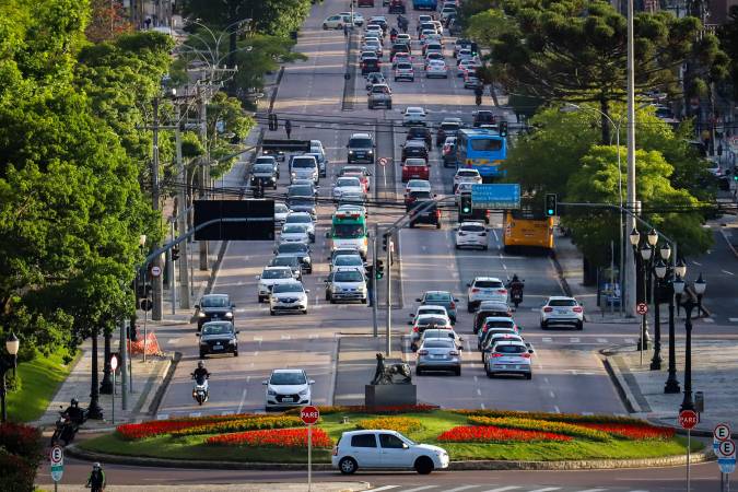 Emplacamentos crescem até 104% nos municípios após anúncio de redução do IPVA