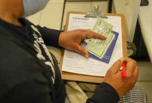 Feirão de empregos oferece mais de 400 vagas na Grande Curitiba