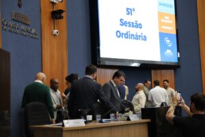 Vereadores aprovam 15 projetos de lei na 51ª Sessão Ordinária