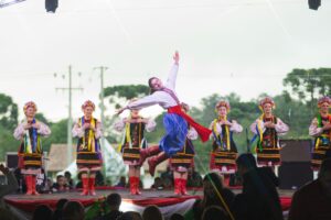 Grupos Folclóricos de São José dos Pinhais celebram cultura imigrante e fortalecem o sentimento de pertencimento