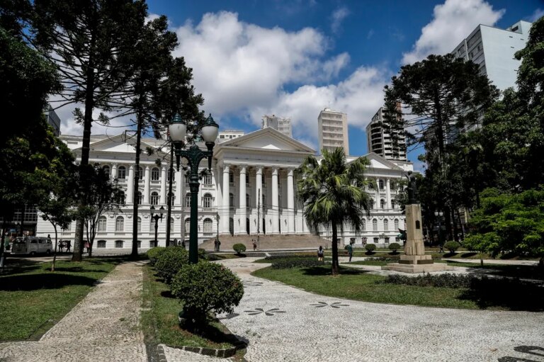 Ensalamento da 1ª fase do Vestibular da UFPR já pode ser consultado