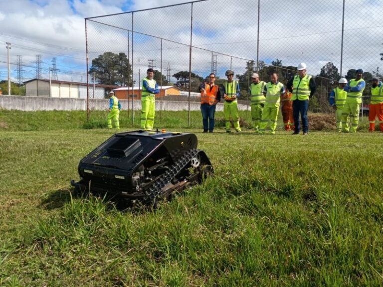 Concessionária do Paraná testa robôs para roçada da vegetação na faixa de domínio de rodovia