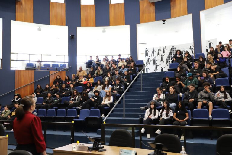 Câmara realiza eventos para a comunidade dentro do Setembro Amarelo