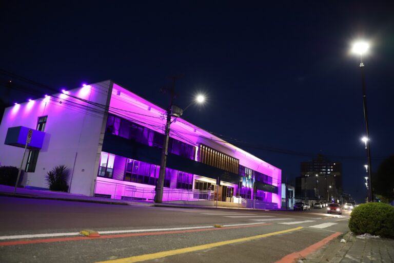 Câmara Municipal fortalece ações do Outubro Rosa com programação especial voltada à saúde da mulher