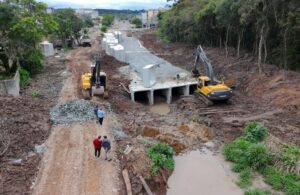 Canalização do Rio Lava Pés segue avançando em São José dos Pinhais