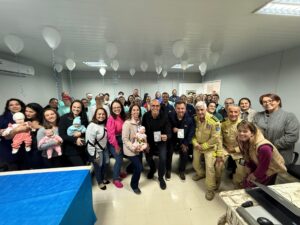 Projeto Vida capacita profissionais de saúde de São José dos Pinhais para orientar mães sobre manobras de desengasgo