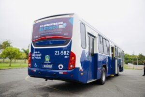São José dos Pinhais testa primeiro ônibus com ar-condicionado elétrico no transporte coletivo