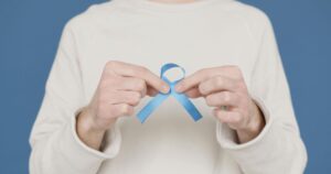 Cura de câncer de próstata pode chegar a até 98%; entenda