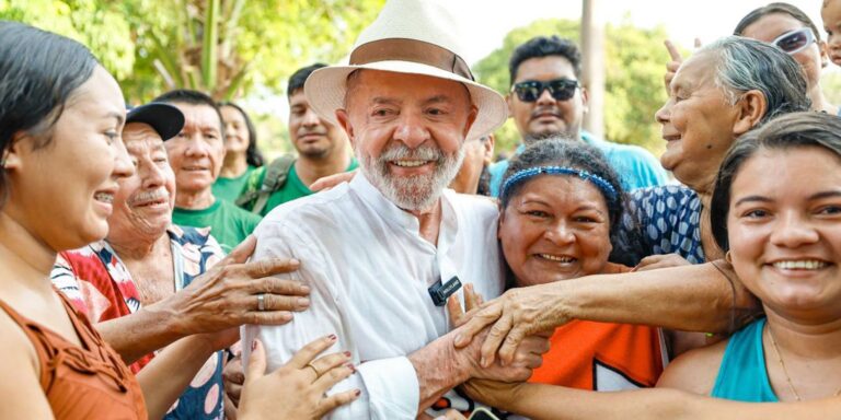 Justiça tributária: Lula celebra isenção para quem ganha até R$ 5 mil