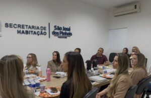 Secretaria de Habitação de São José dos Pinhais realiza workshop técnico sobre regularização fundiária