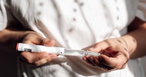 Como a ciência quer fazer o corpo virar uma "fábrica natural" de Ozempic