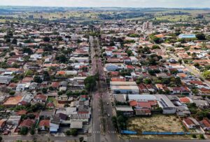 Silva e Santos lideram os sobrenomes mais comuns no Paraná, diz IBGE