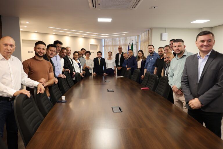 Câmara realiza última sessão ordinária de 2025 e devolve R$ 15 milhões aos cofres do município