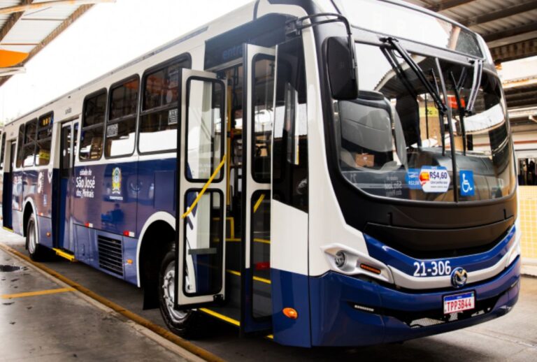 Linha de ônibus da Grande Curitiba tem horário ampliado