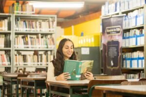 Biblioteca Municipal Scharffenberg de Quadros terá horário estendido em dias específicos; confira!