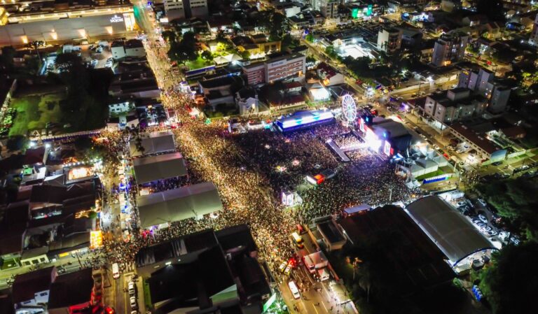 Festa da Cidade de São José dos Pinhais atraiu mais de 300 mil pessoas e impulsionou economia local