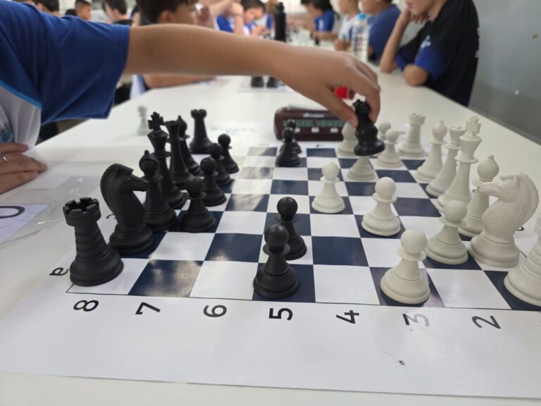Torneio de Xadrez mobiliza mais de 1,6 mil estudantes de São José dos Pinhais