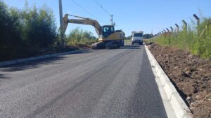 Mais um trecho da Rua Fiscal Machado recebe pavimentação e obra avança em São José dos Pinhais