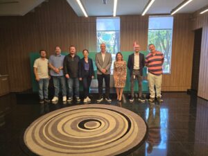 São José dos Pinhais avança em projetos de Inteligência Artificial e modernização tecnológica em visita à HPE Brasil