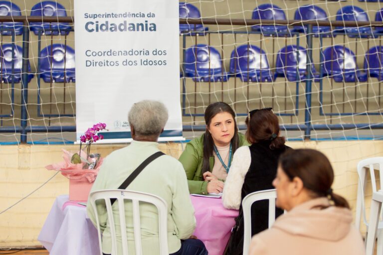 Paraná em Ação oferece serviços gratuitos à população de São José dos Pinhais