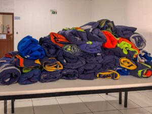 São José dos Pinhais recebe doação de cobertores para unidades de acolhimento