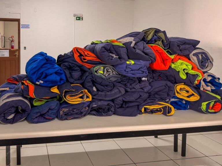 São José dos Pinhais recebe doação de cobertores para unidades de acolhimento