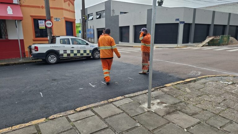 Prefeitura altera preferencial em cruzamento no Centro de São José dos Pinhais a partir desta sexta-feira (24)